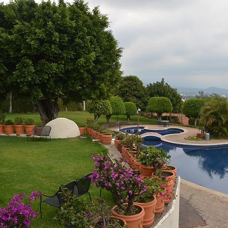 Villa Internacional Hotel & Club Cuernavaca Exterior photo