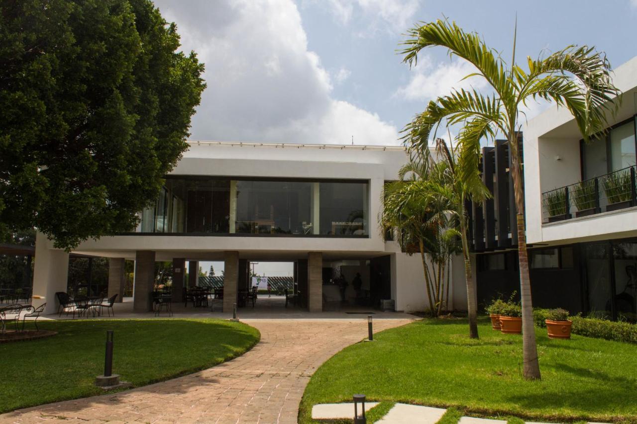 Villa Internacional Hotel & Club Cuernavaca Exterior photo